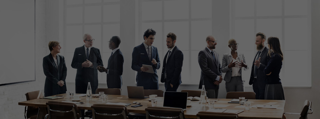 هر شخص یک وکیل نیاز دارد